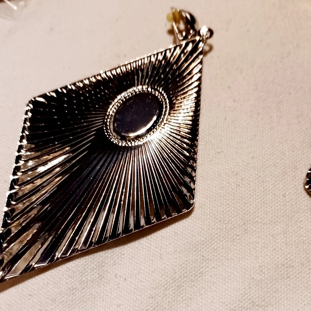 Extra Large silver metal clip on earrings - Picture 2 of 3